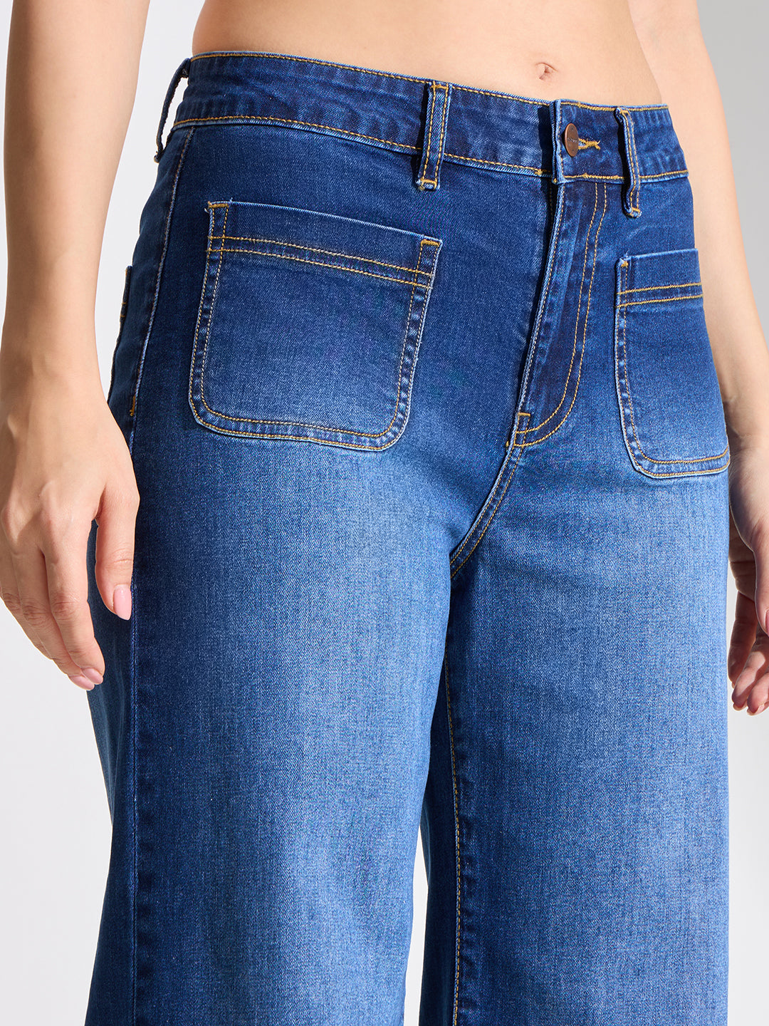 Angled Pockets Flare Fit Jeans