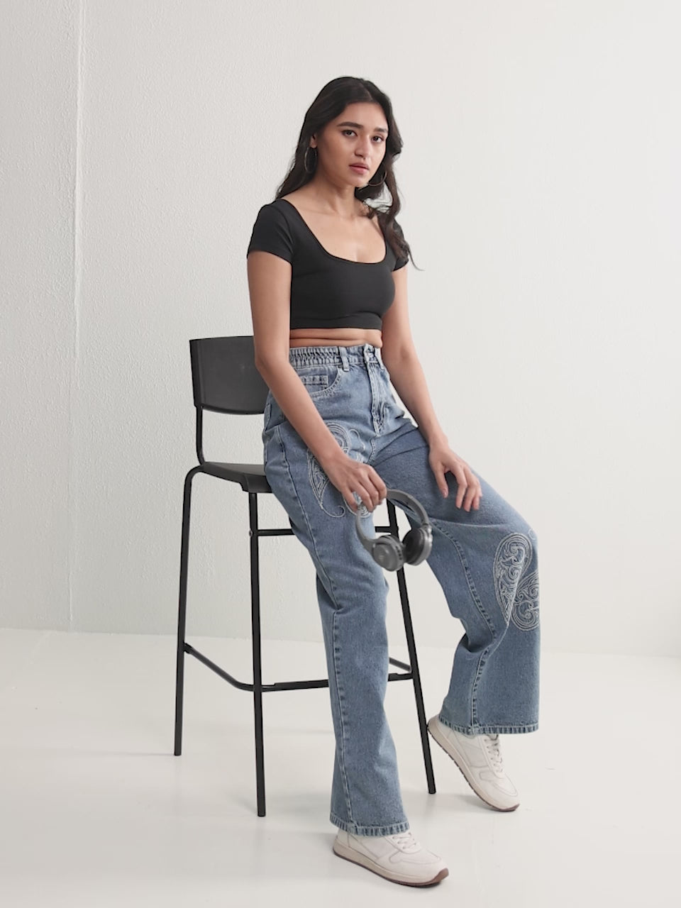 TARAMA High-Rise Paisley Embroidered Wide Leg Jeans
